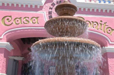 Opinion: Casa Bonita’s decision on tipping makes good sense in a world gone mad with tipflation